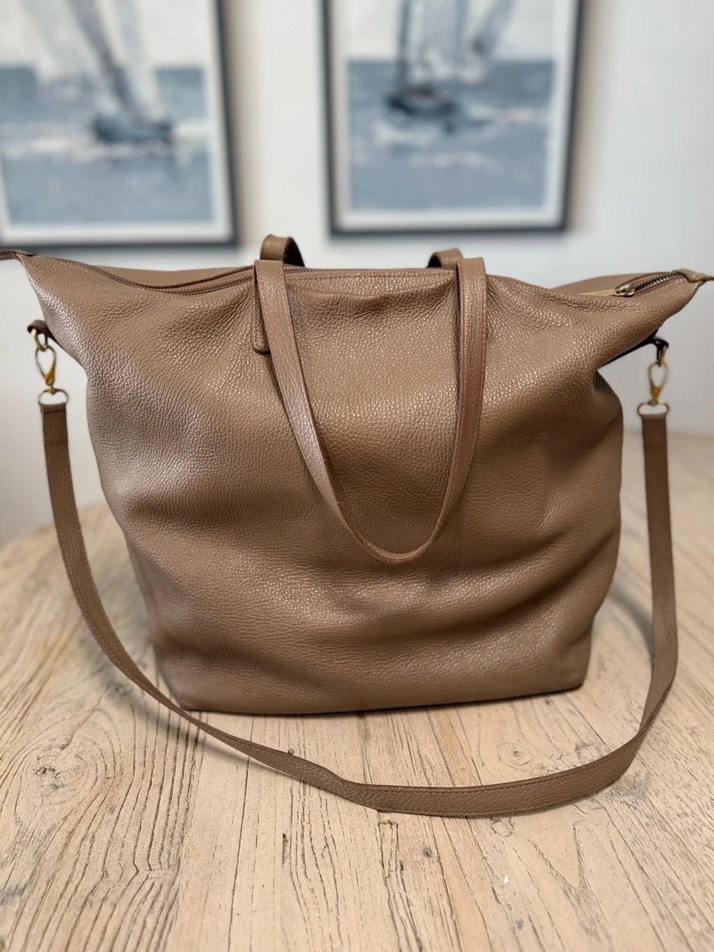 Cuyana Leather Messenger large Tote Bag – Taupe
